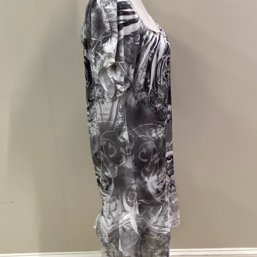 Elegant Gray Patterned Women's Dress - Picture 2 of 6